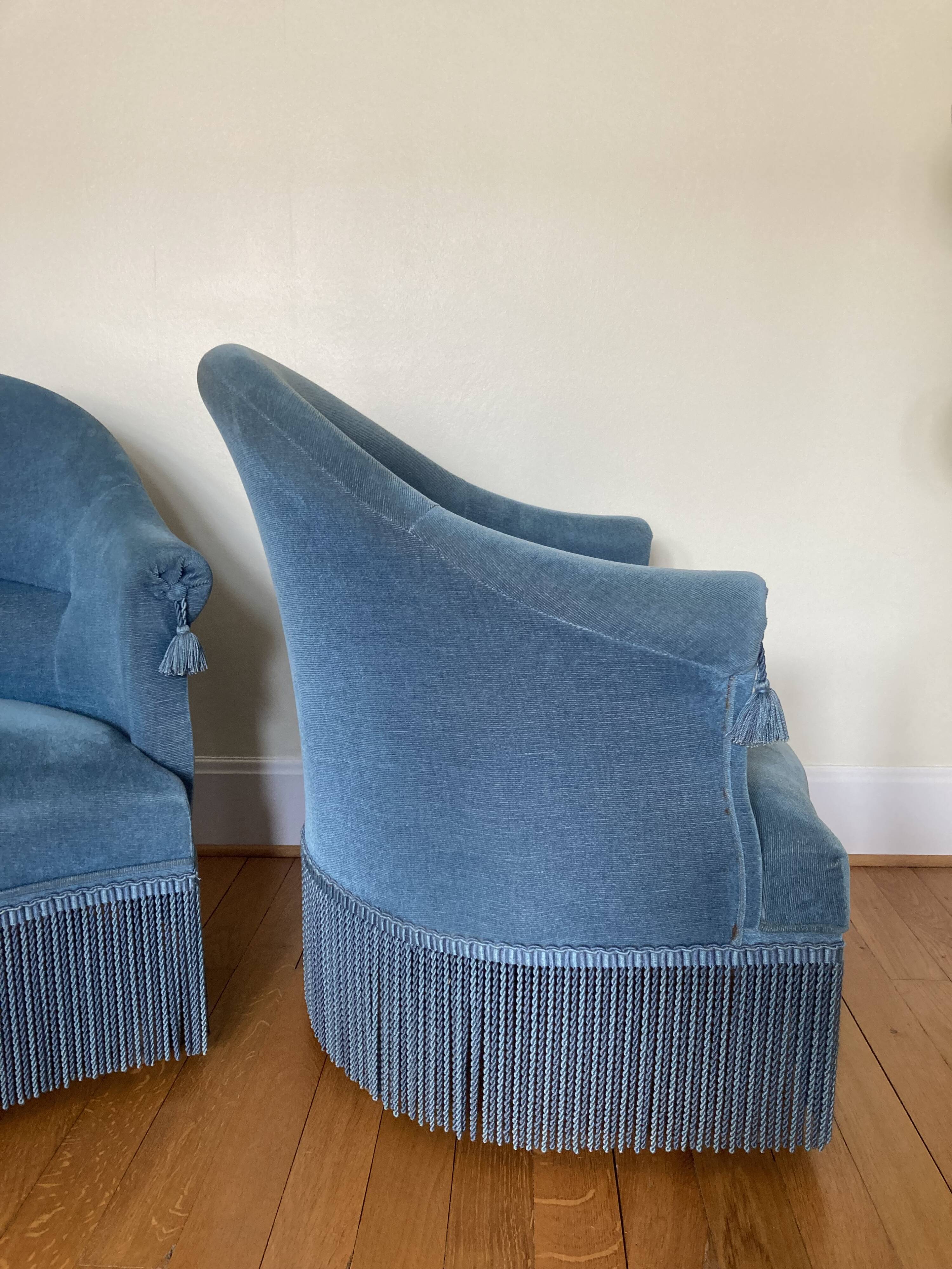 Pair of blue velvet toad armchairs from the 60s