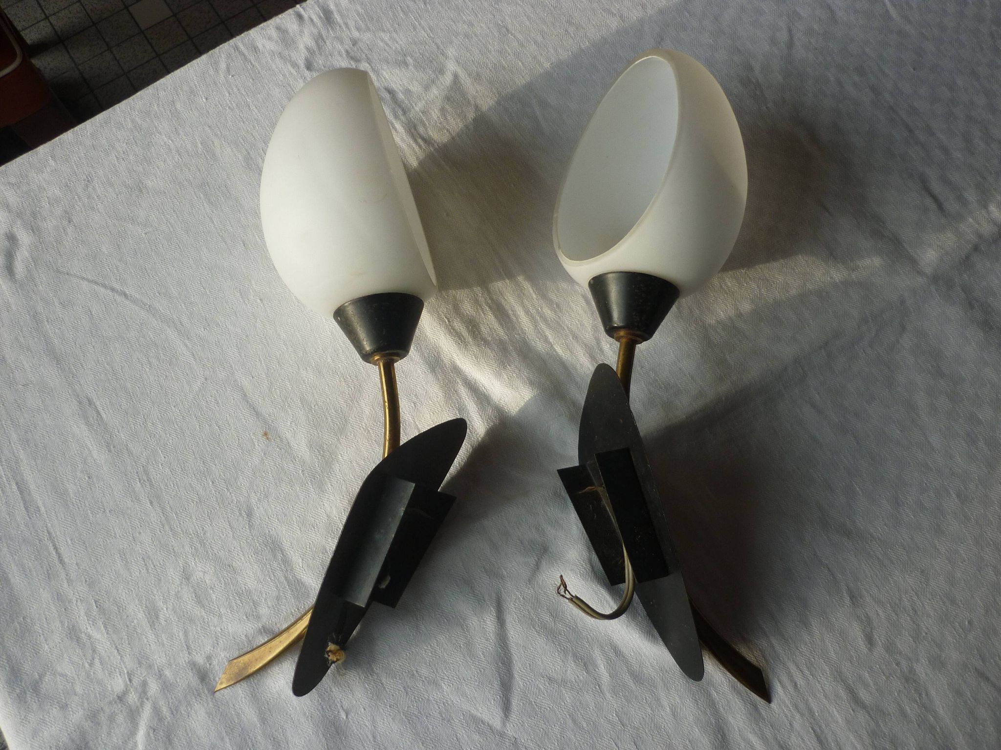 Pair of wall sconces