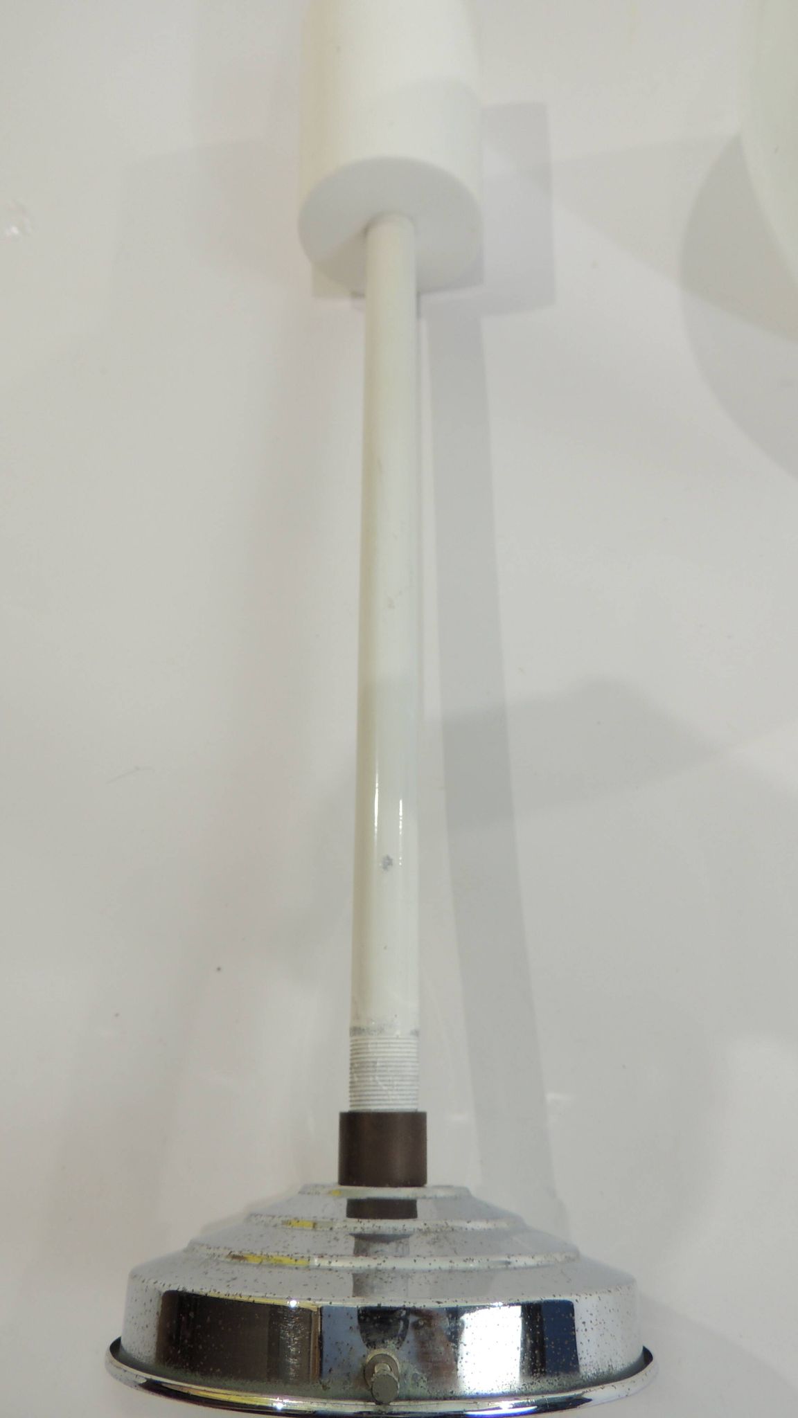 Vintage 70s pendant lamp in white opaline glass, 20 cm globe, chrome, light