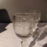 Verres anciens gravés - 6 eau - 6 vin - 6 apéritif