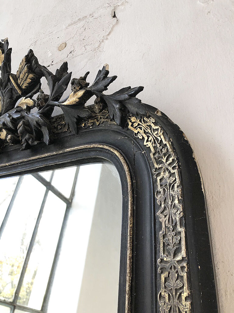 Louis Philippe mirror with pediment - 136x83cm