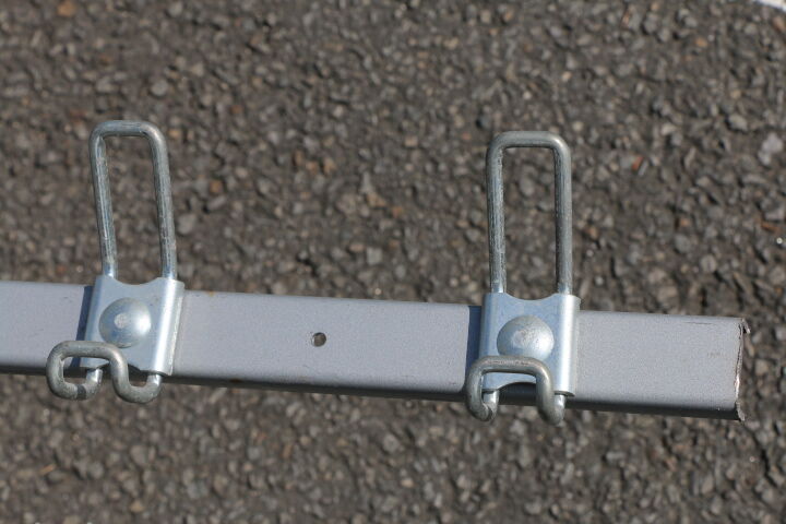 School coat rack 16 hooks