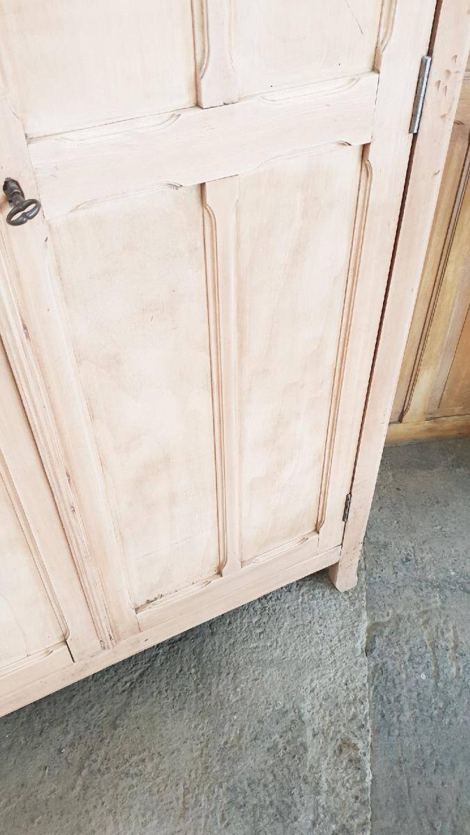 Vintage Parisian wardrobe