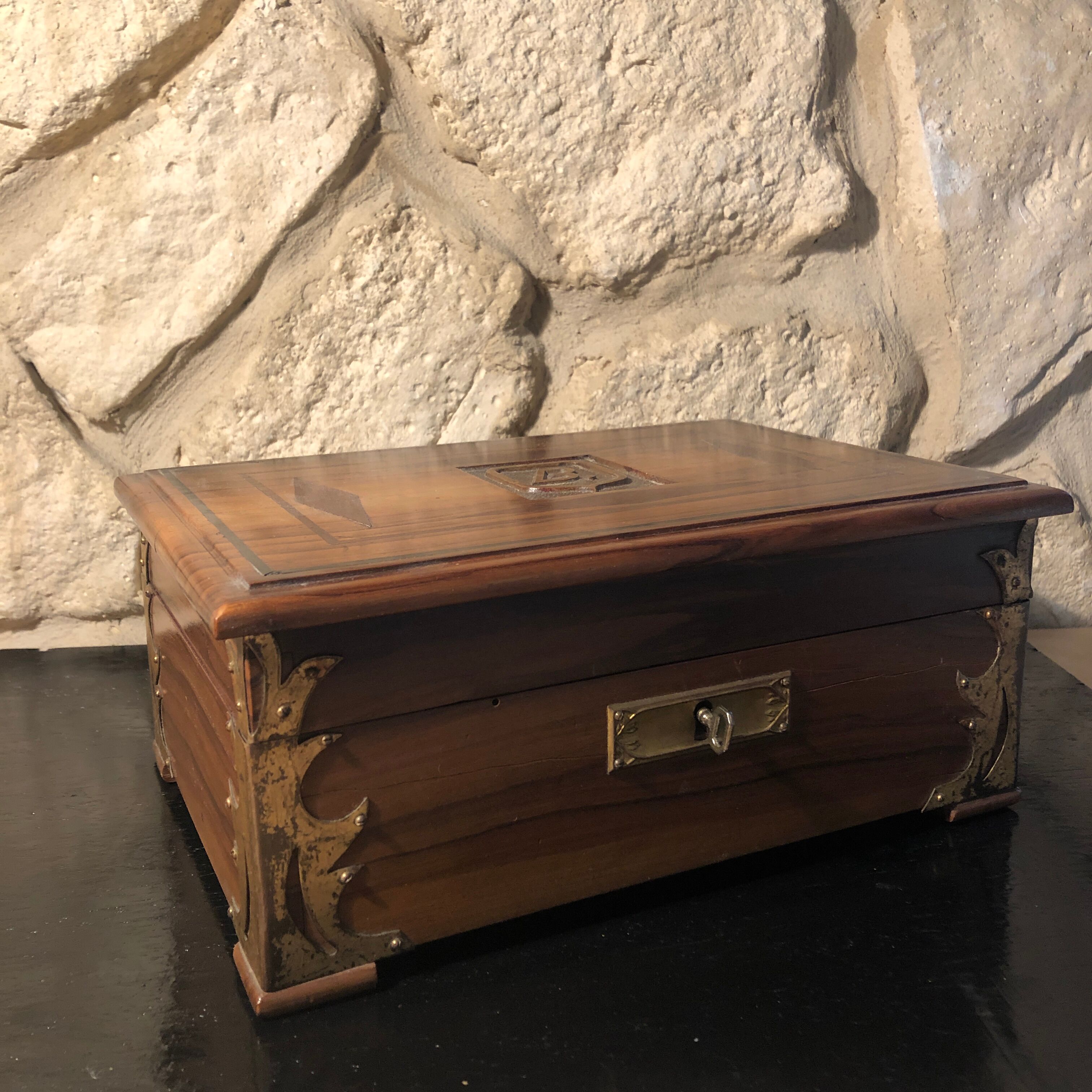 Wooden box