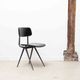 Chaise "Result" Friso Kramer simili cuir noir
