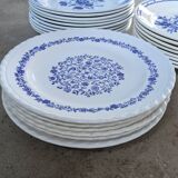Set of 6 plates