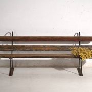Banc ancien en fer et bois de pin – Europe centrale, vers 1920