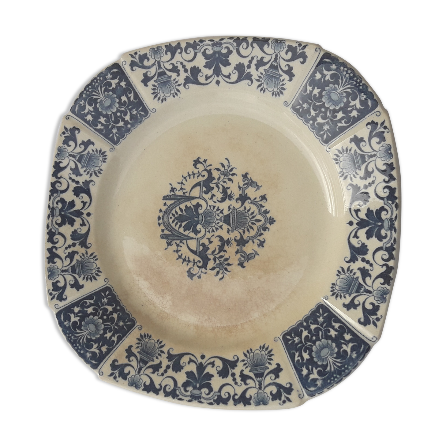 Ancient plate in porcelain earthenware crystals the large deposit E Bourgeois