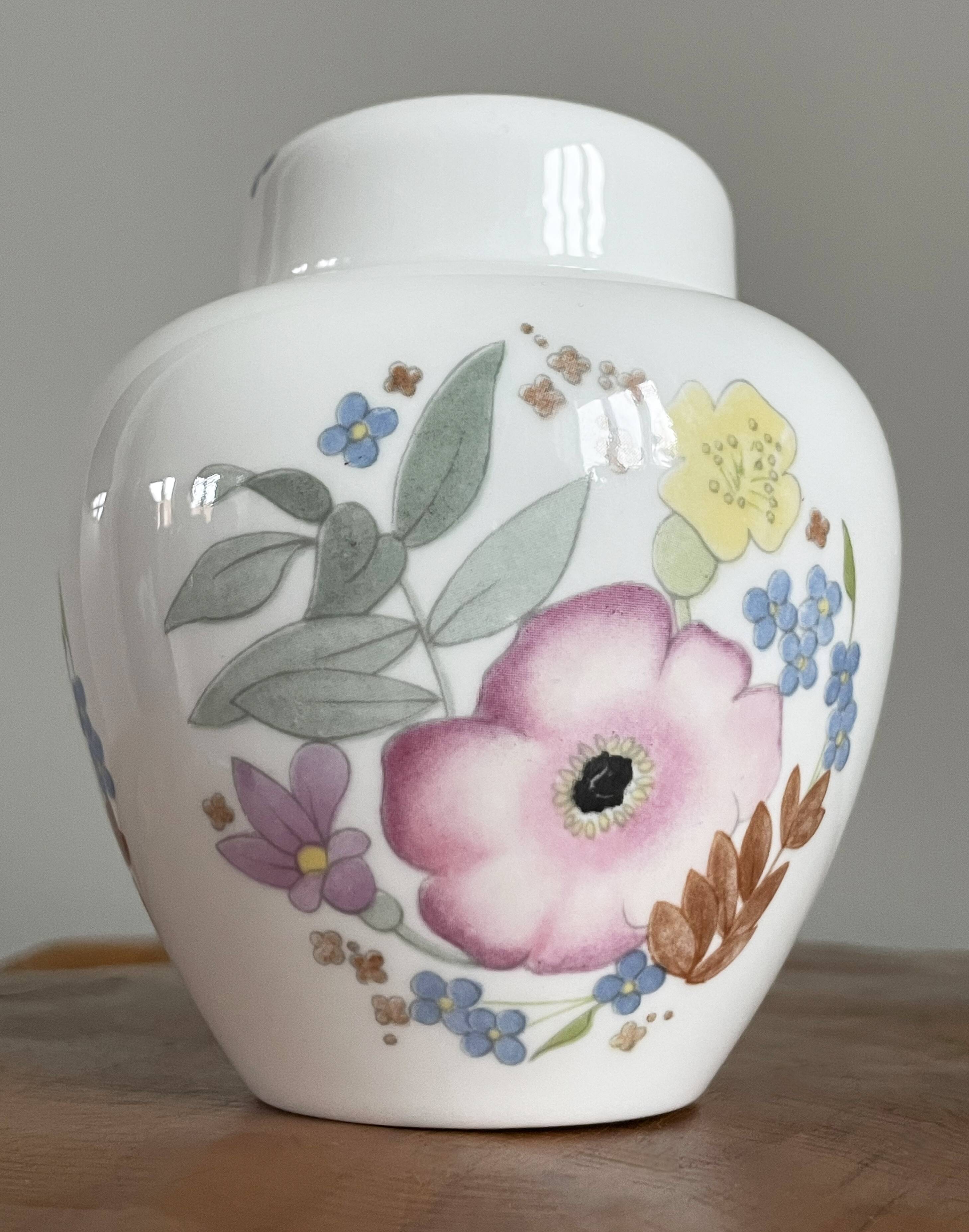 Wedgwood "Meadow Sweet" Ginger Jar, Decorative Storage Pot, Bone China with Pink and Blue Flowers