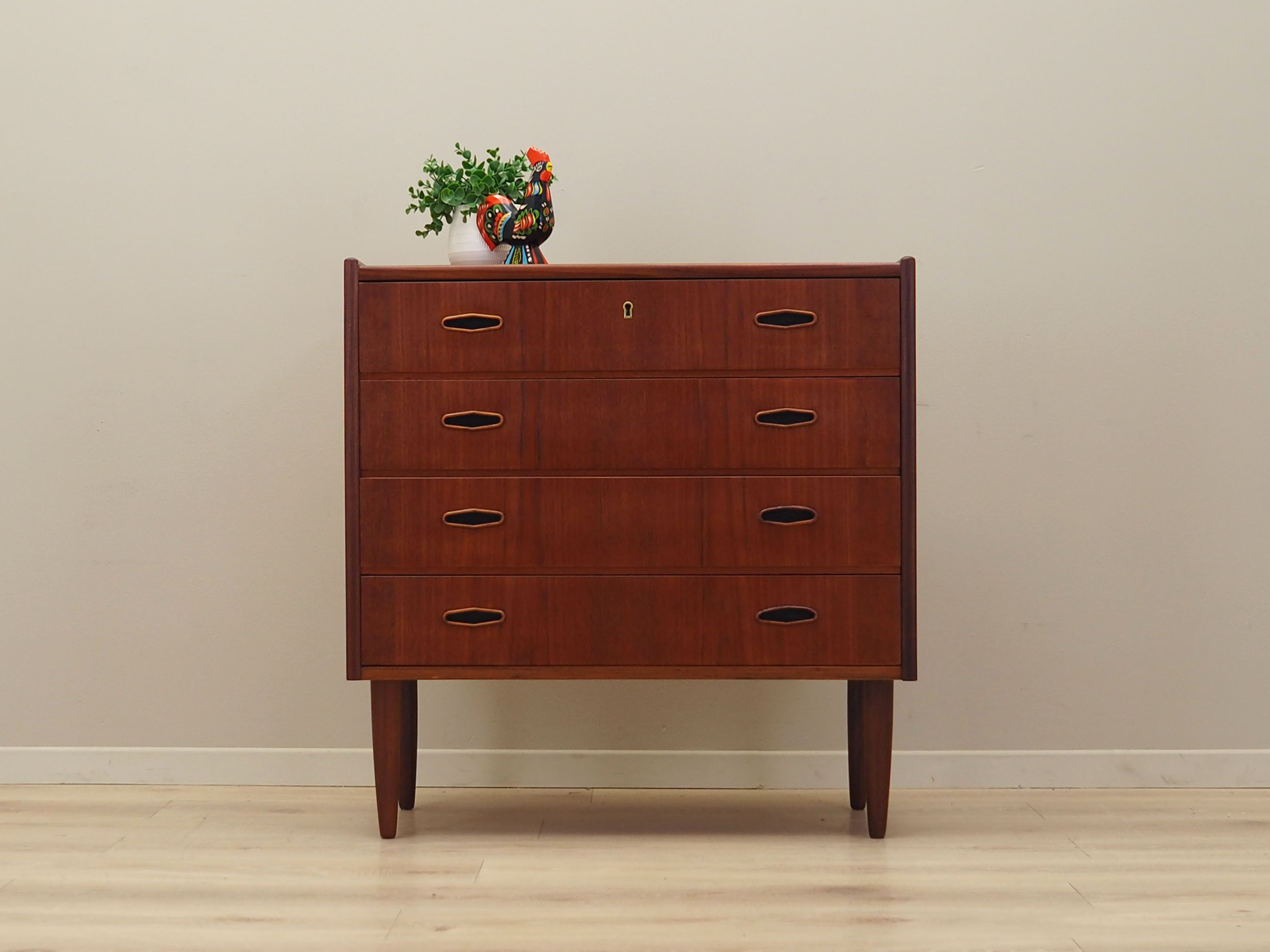Teak chest of drawers, Danish design, 1970s, production: Denmark