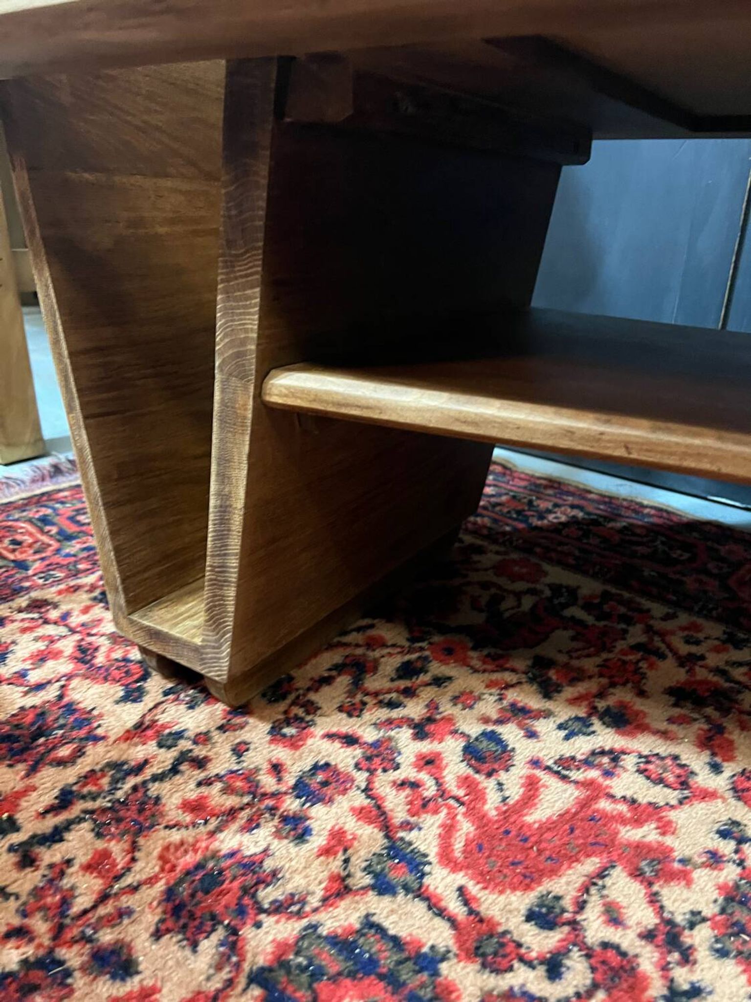 Table basse en chêne éditée par Votre maison