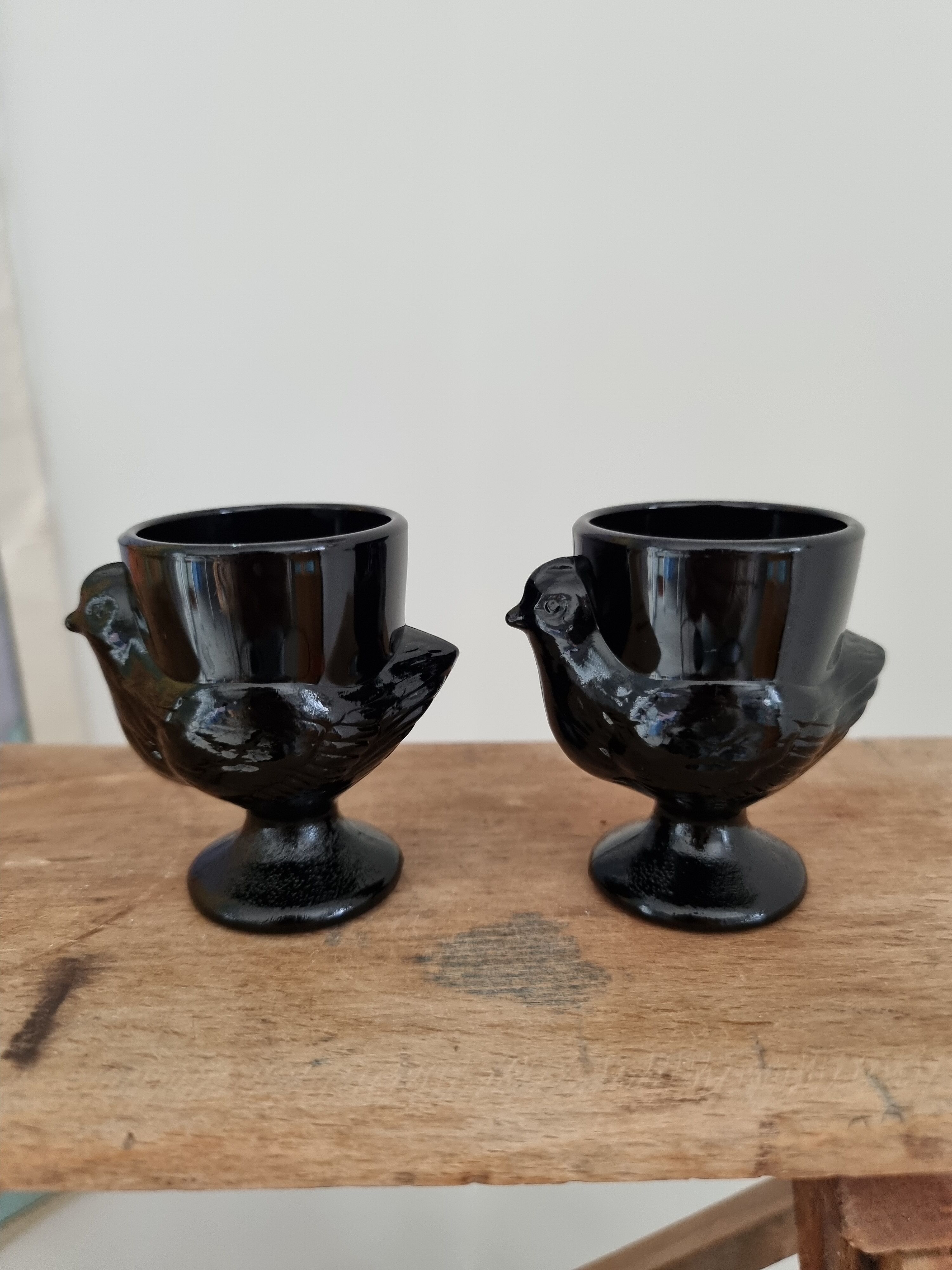 Vintage black shell duo