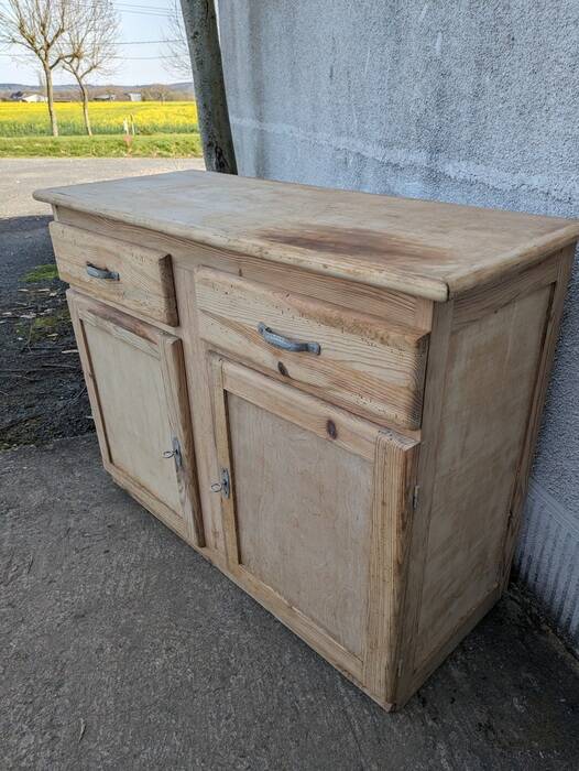 Parisian style buffet