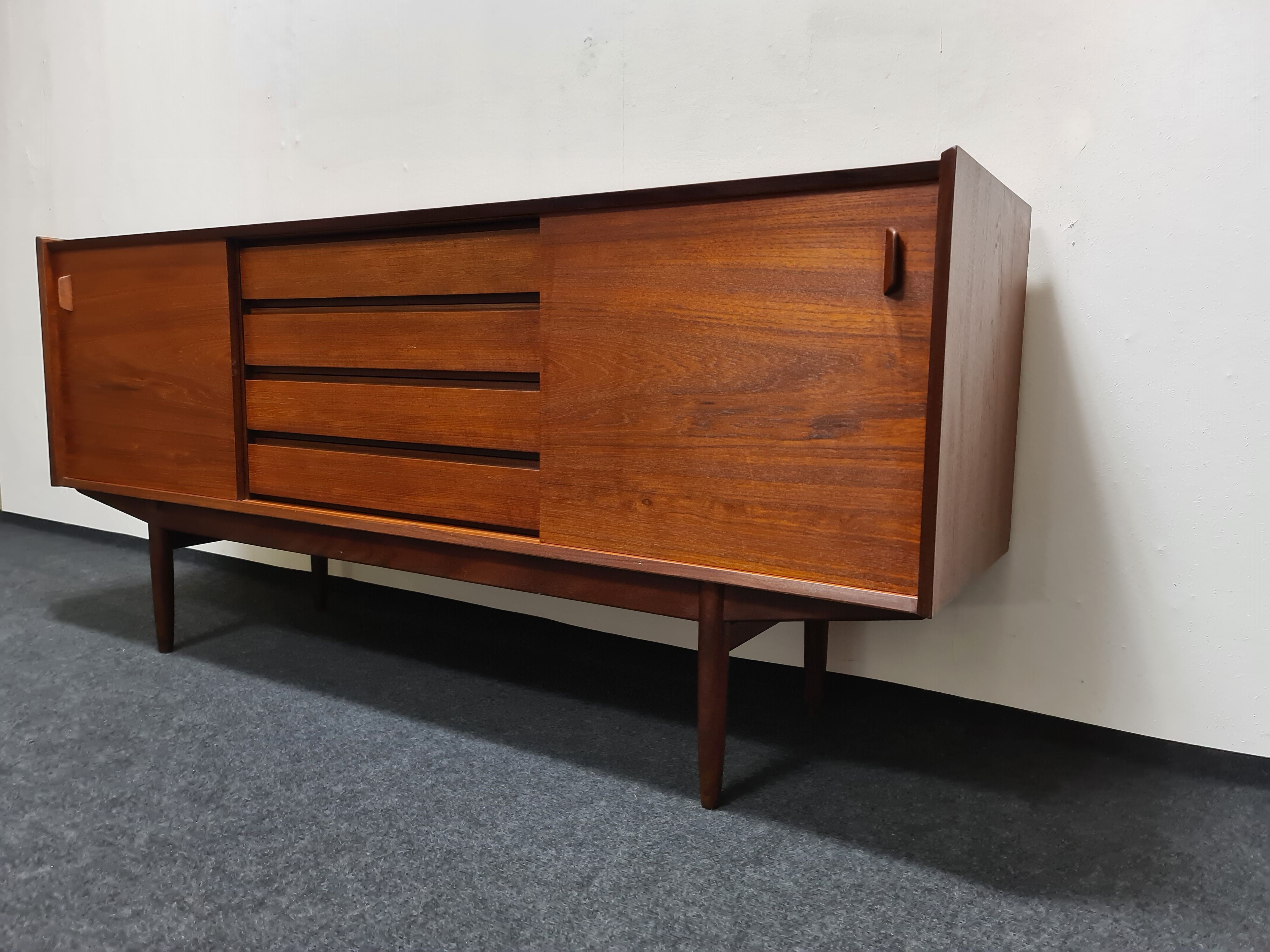 Enfilade danoise en teck