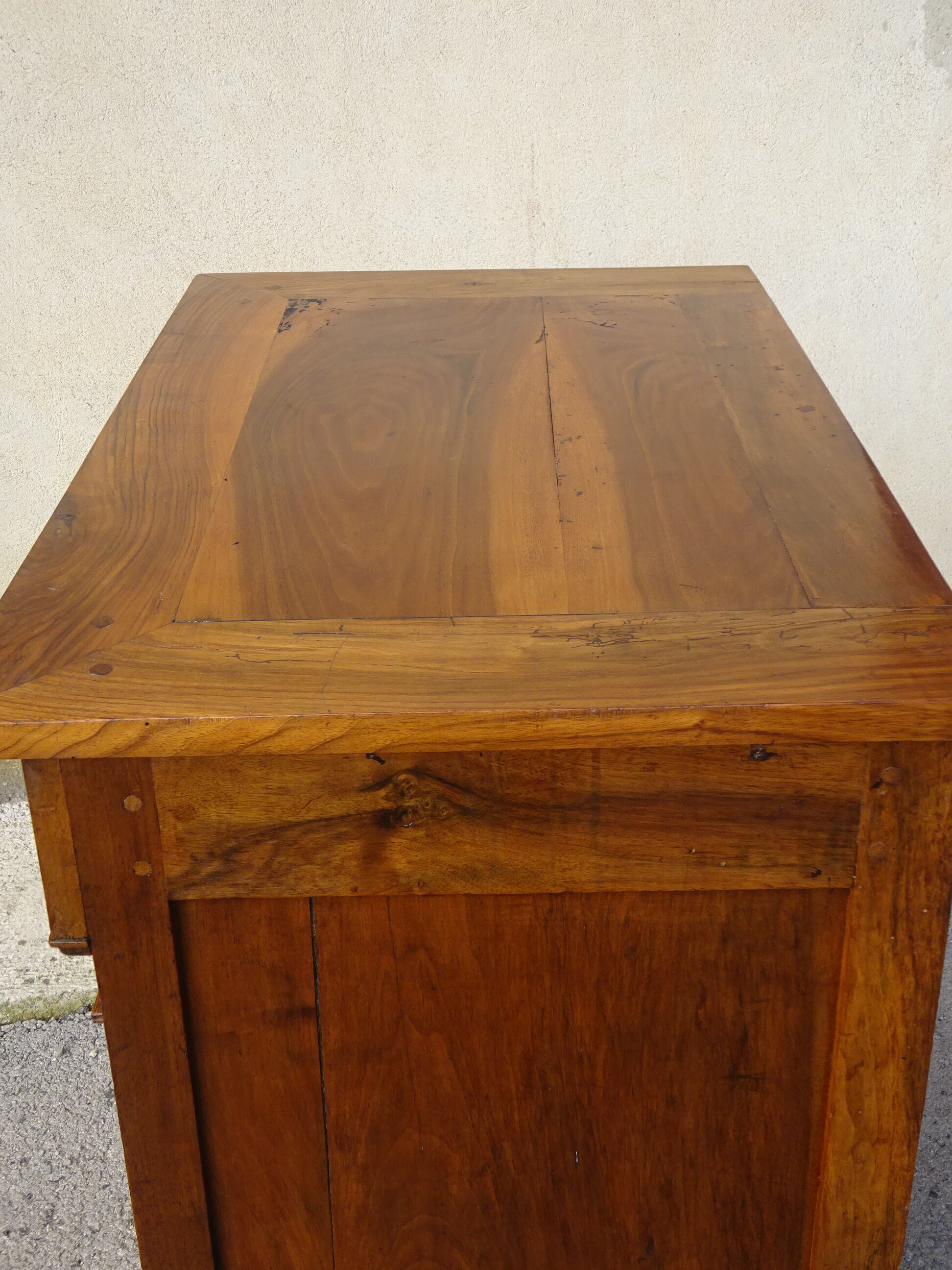 Empire jam maker in solid walnut