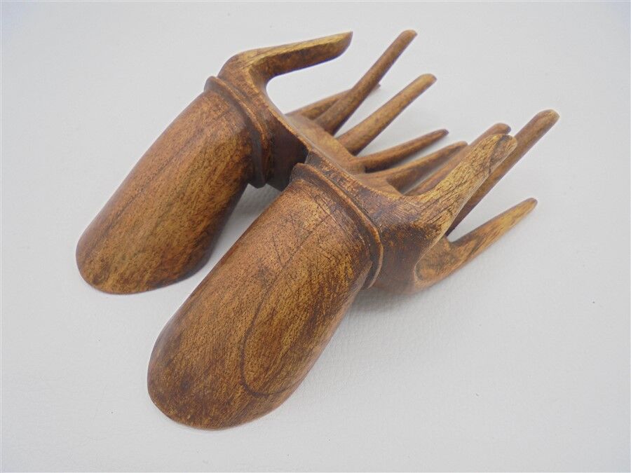 Empty wooden hands pocket