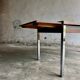 Table à manger belge mid-century avec pieds chromés