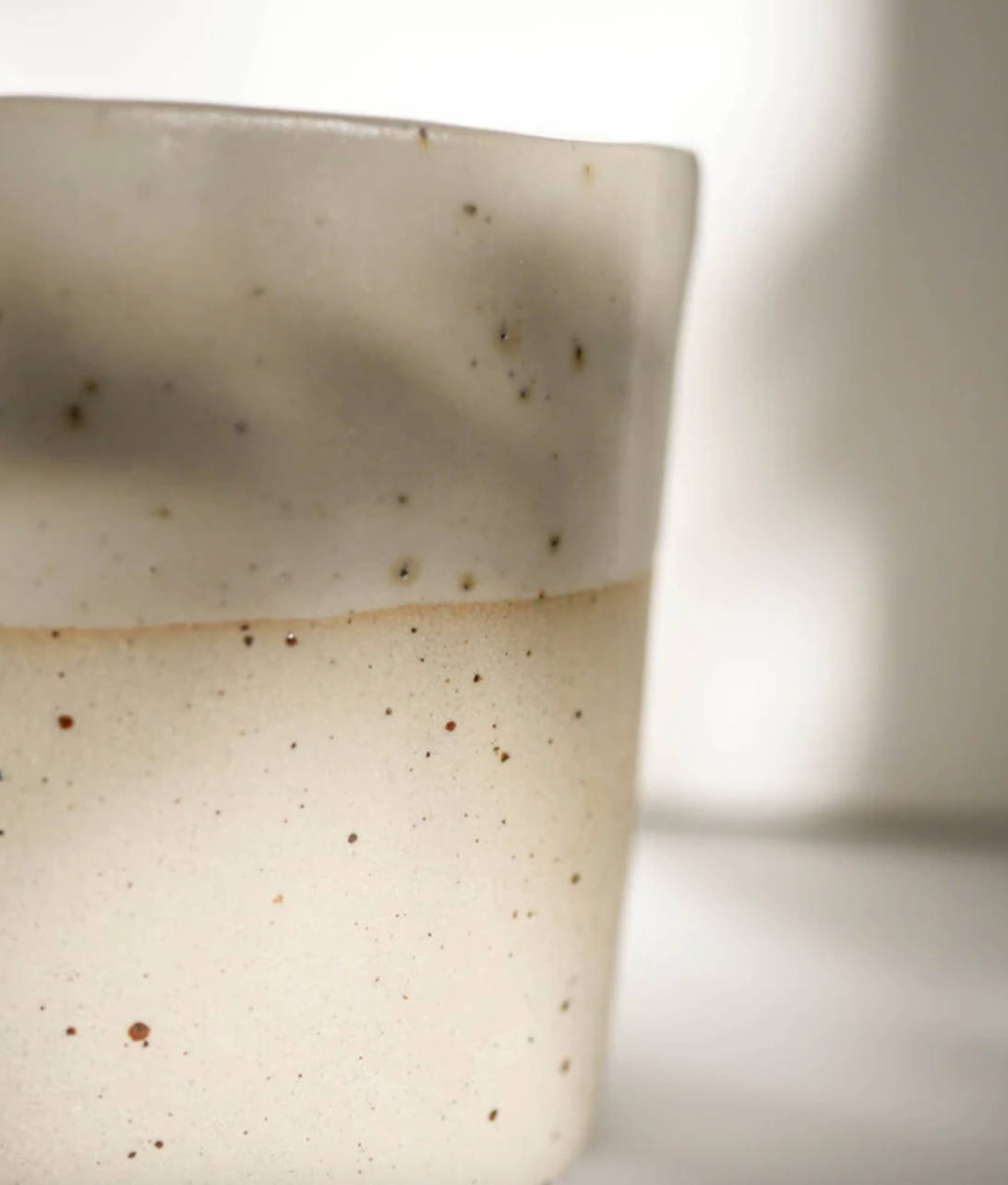 Artisanal ceramic cup in sandstone Léa Baldassari