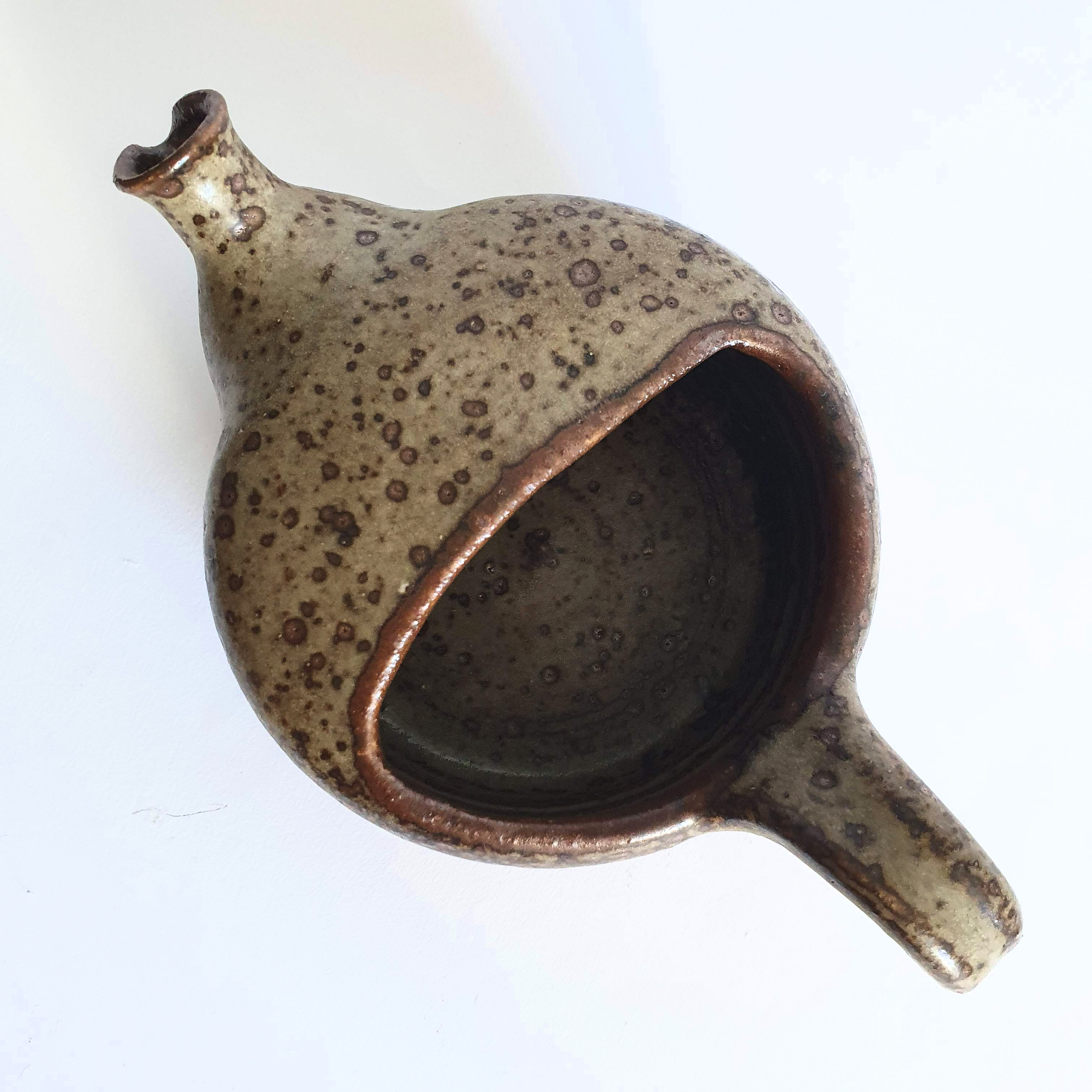 Pourer signed Le Cep grès Jean Tessier