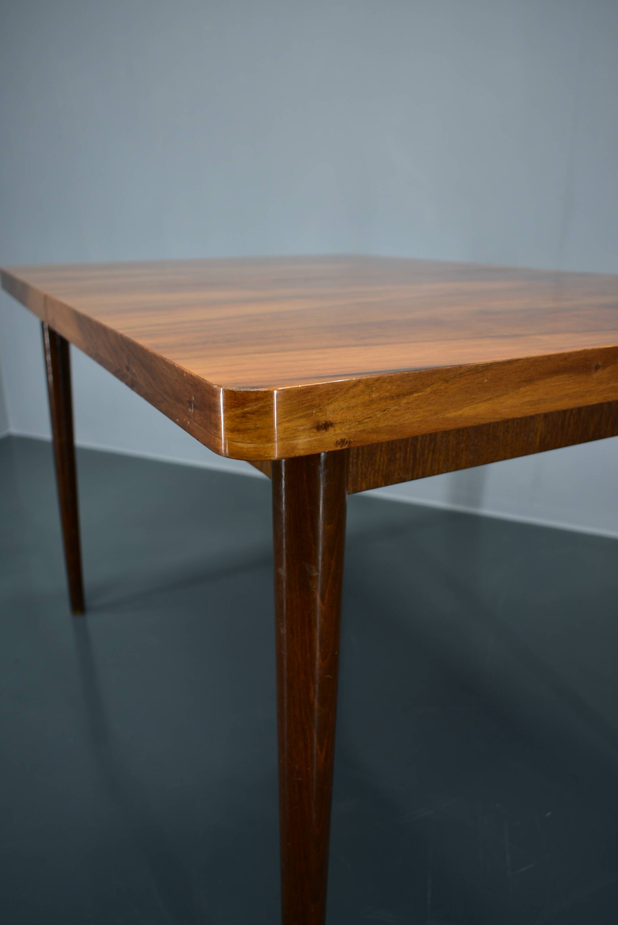 1960s Antonin Šuman Extendable Dining Table in Walnut, Czechoslovakia
