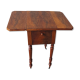 Work side table also known as tabee pipi