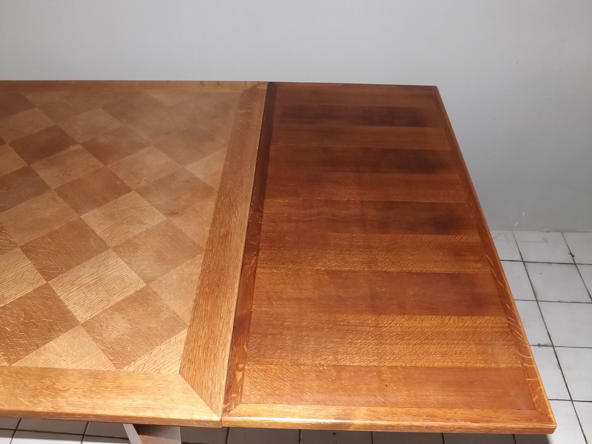 Table expandable oak Gaston fish 1940 art deco