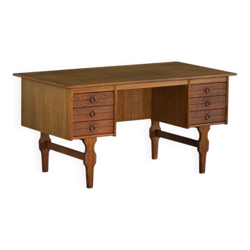 Bureau autoportant en Oak par Henning Kjærnulf, Modernité danoise du milieu du siècle, années 1950