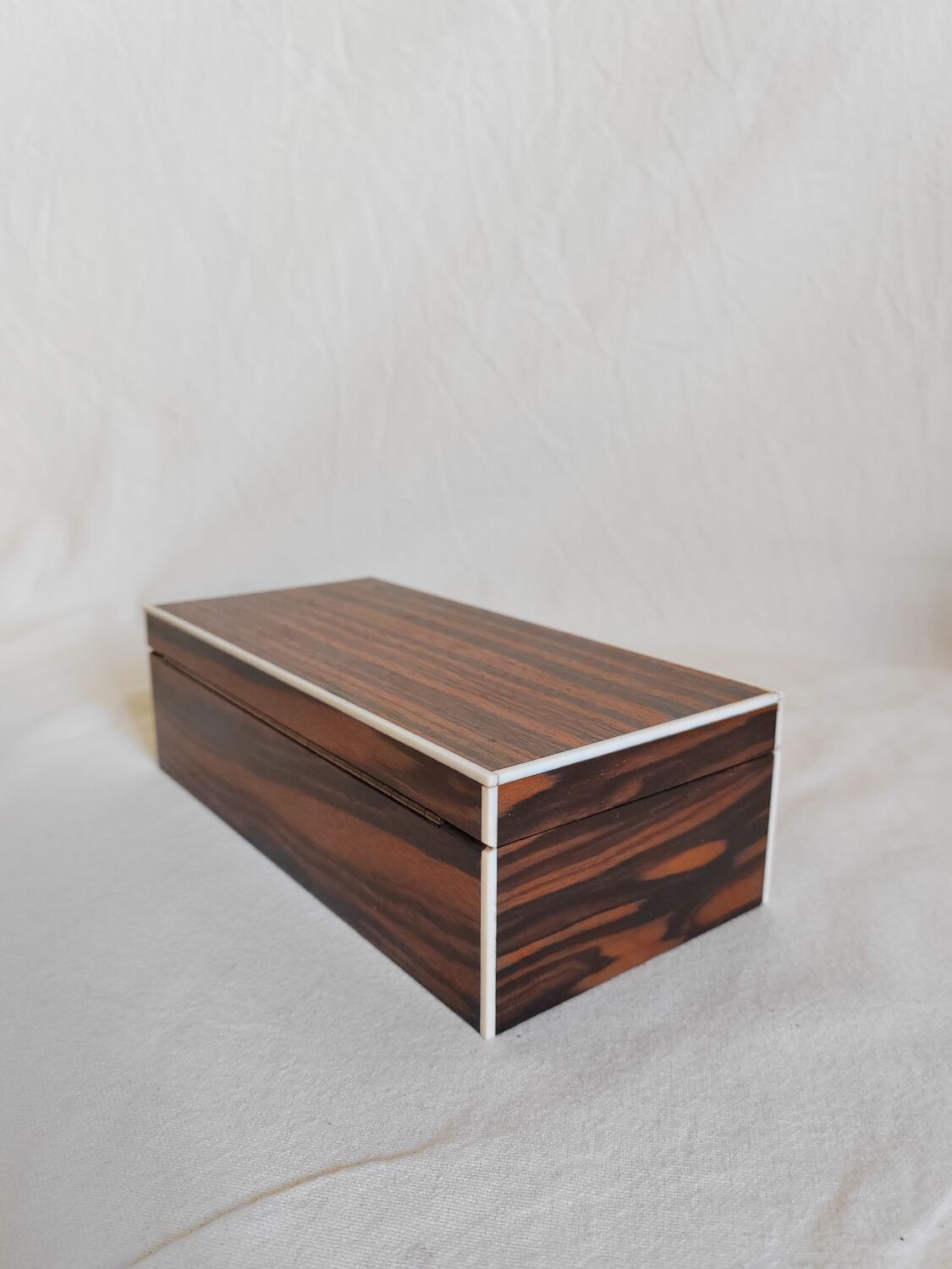 Art Deco box 1930 Macassar ebony