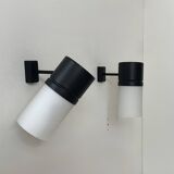 Paire d'applique vintage orientable, métal noir mat et opaline France 1950