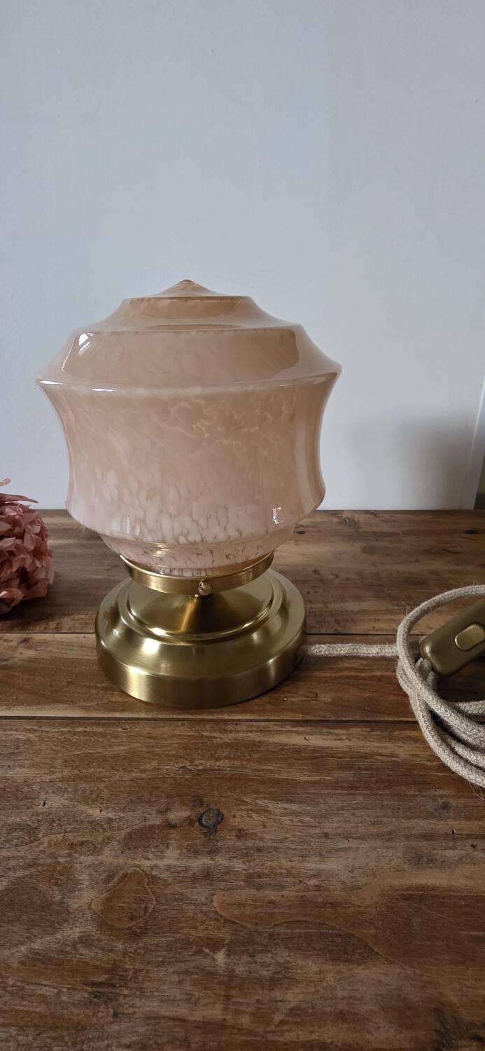 Clichy pink glass lamp