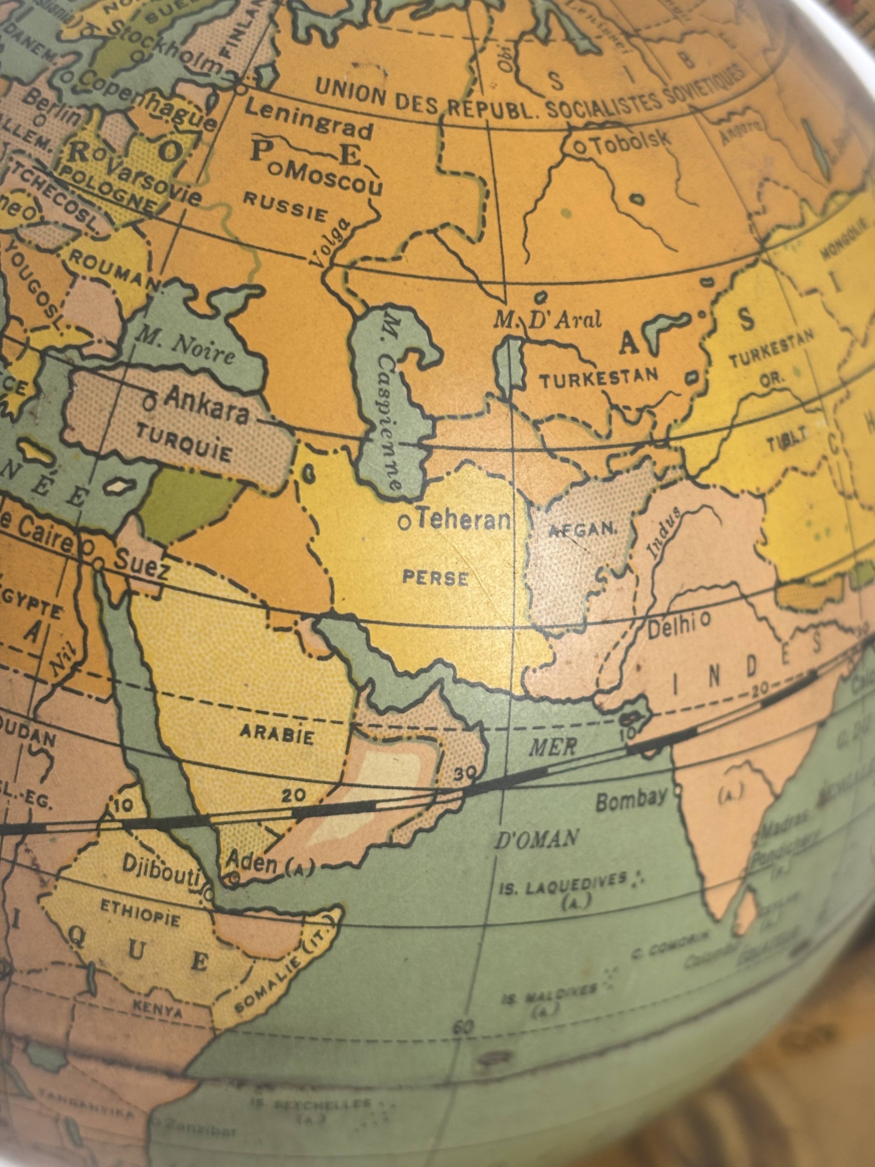 Vintage 1920 terrestrial globe world map metal USA - 25 cm