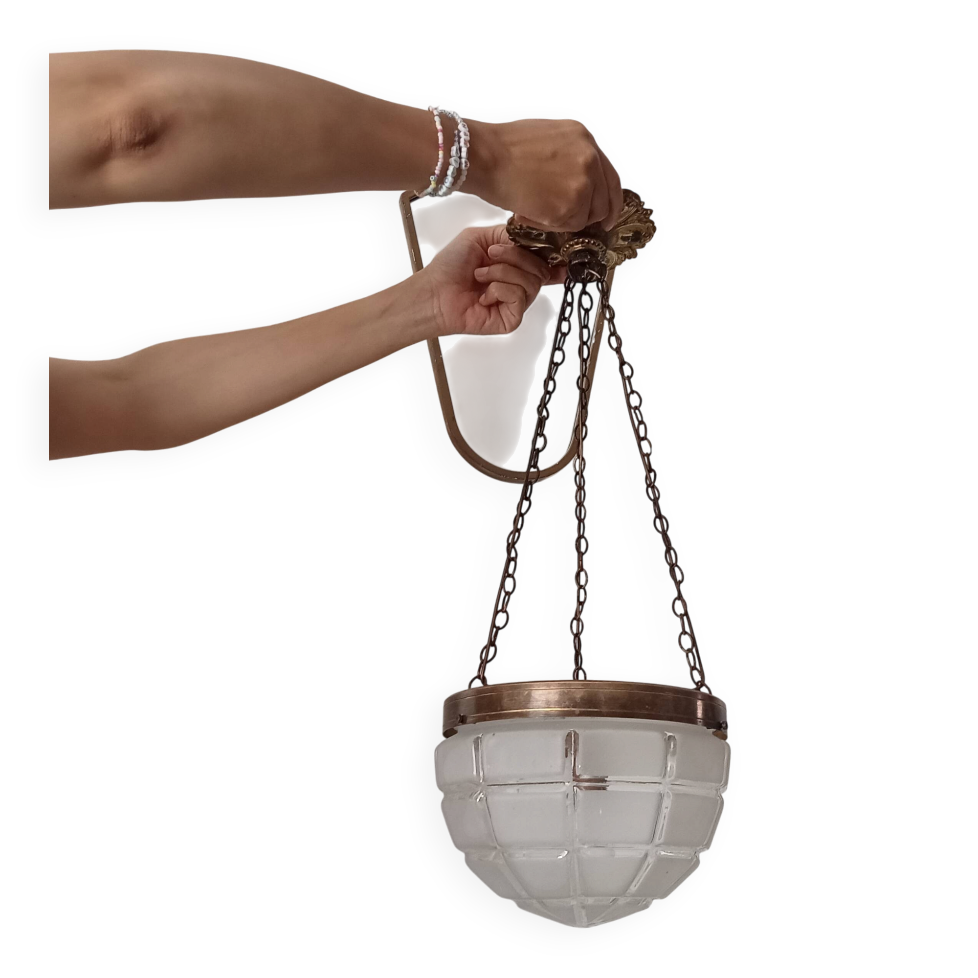 Vintage suspension light from the 1920s/1930s.