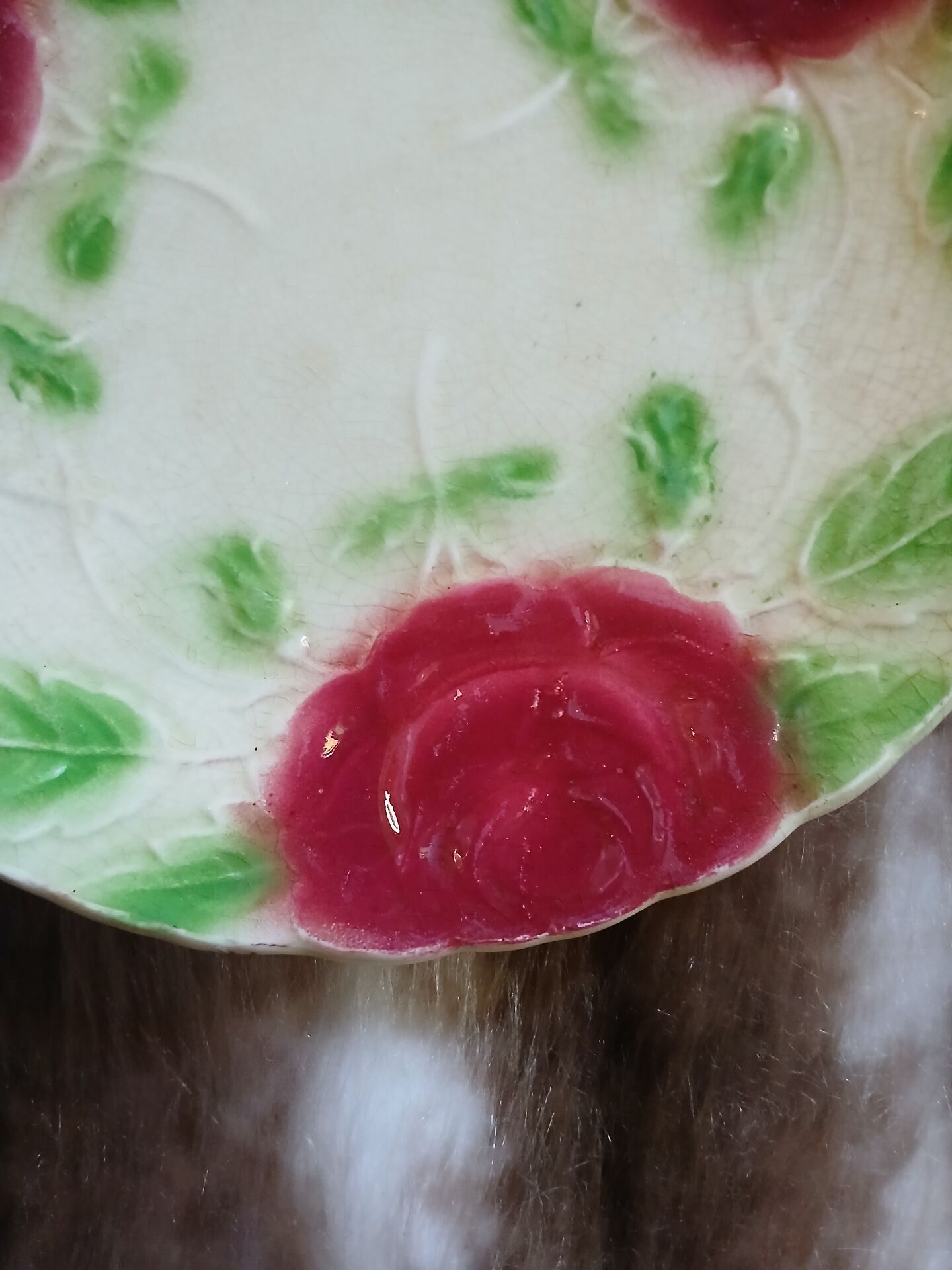 2 antique dessert plates in majolica
