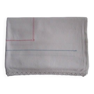 Drap d'enfant ancien brodé: 200x150cm