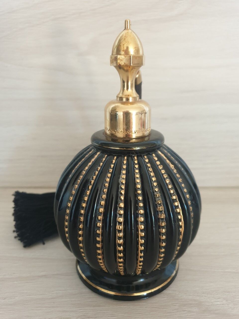 Antique perfume vaporizer