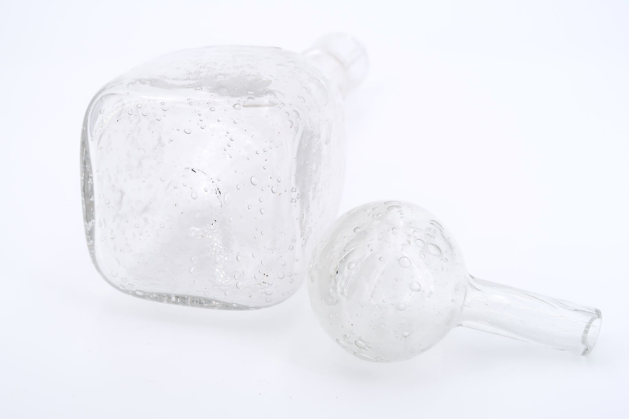 Carafe en verre bullé transparent La Rochère, années 70