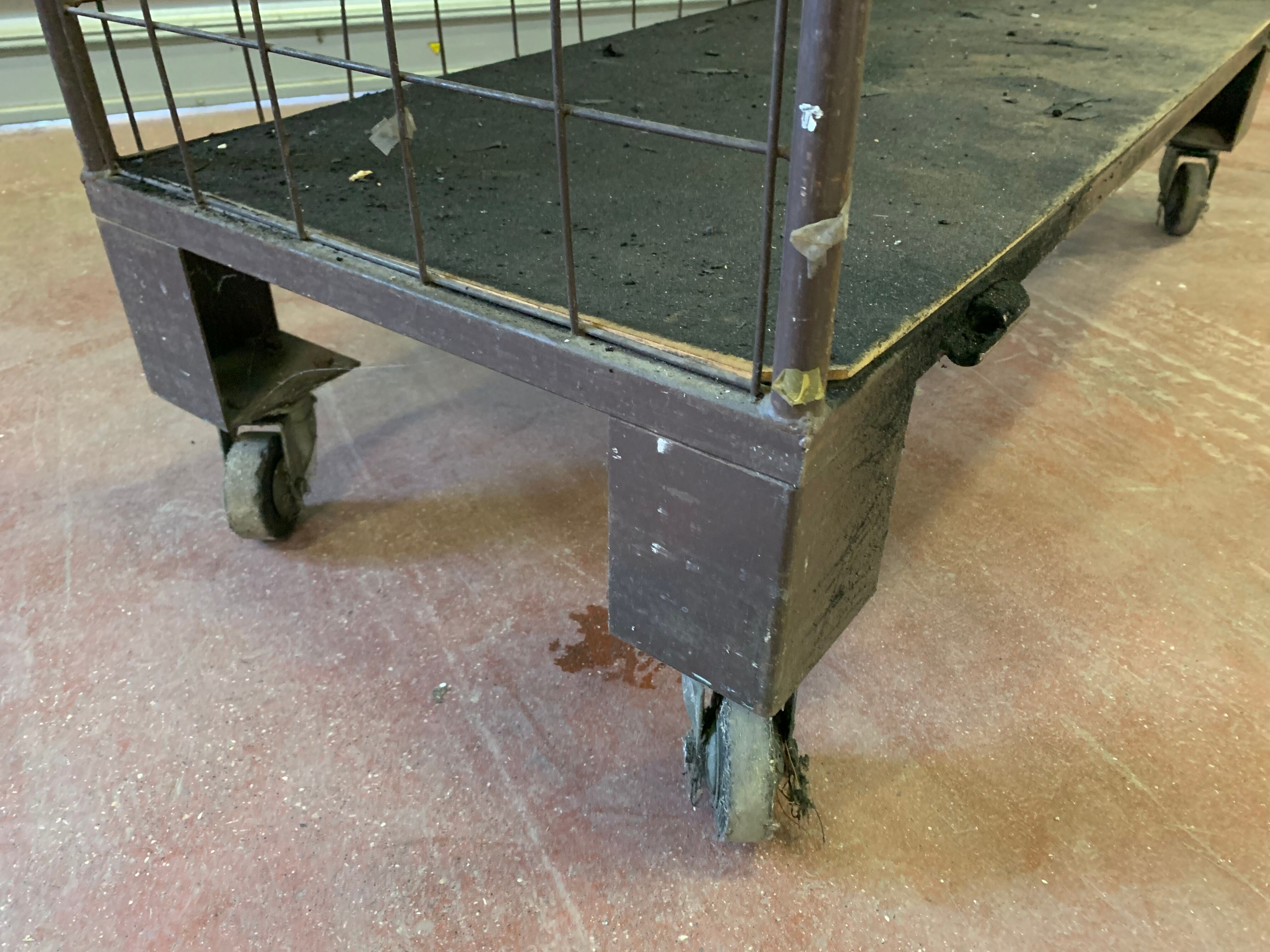 Industrial mesh trolley
