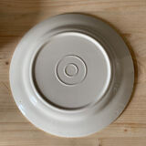 8 plates in faience