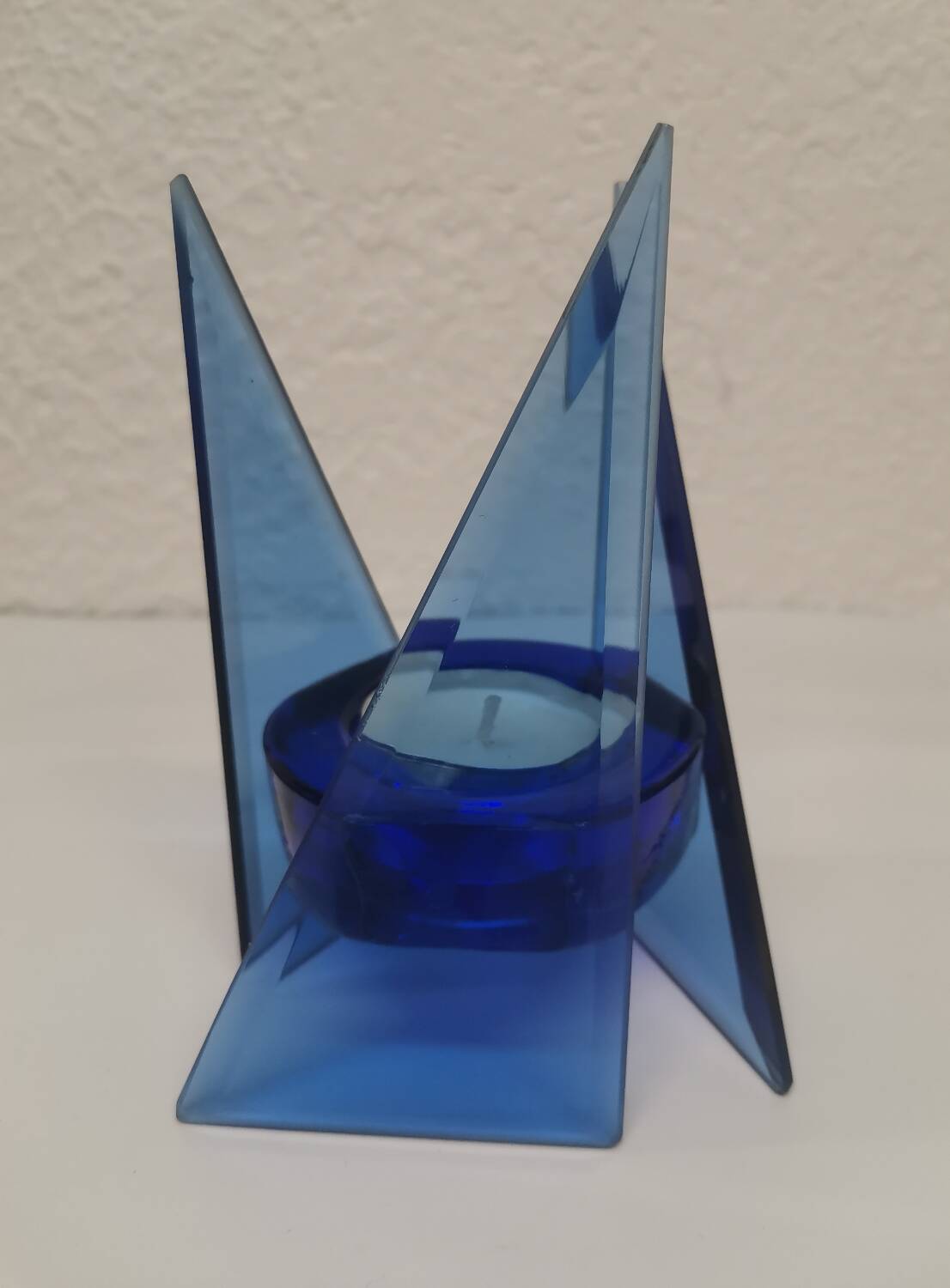 Tealight holder