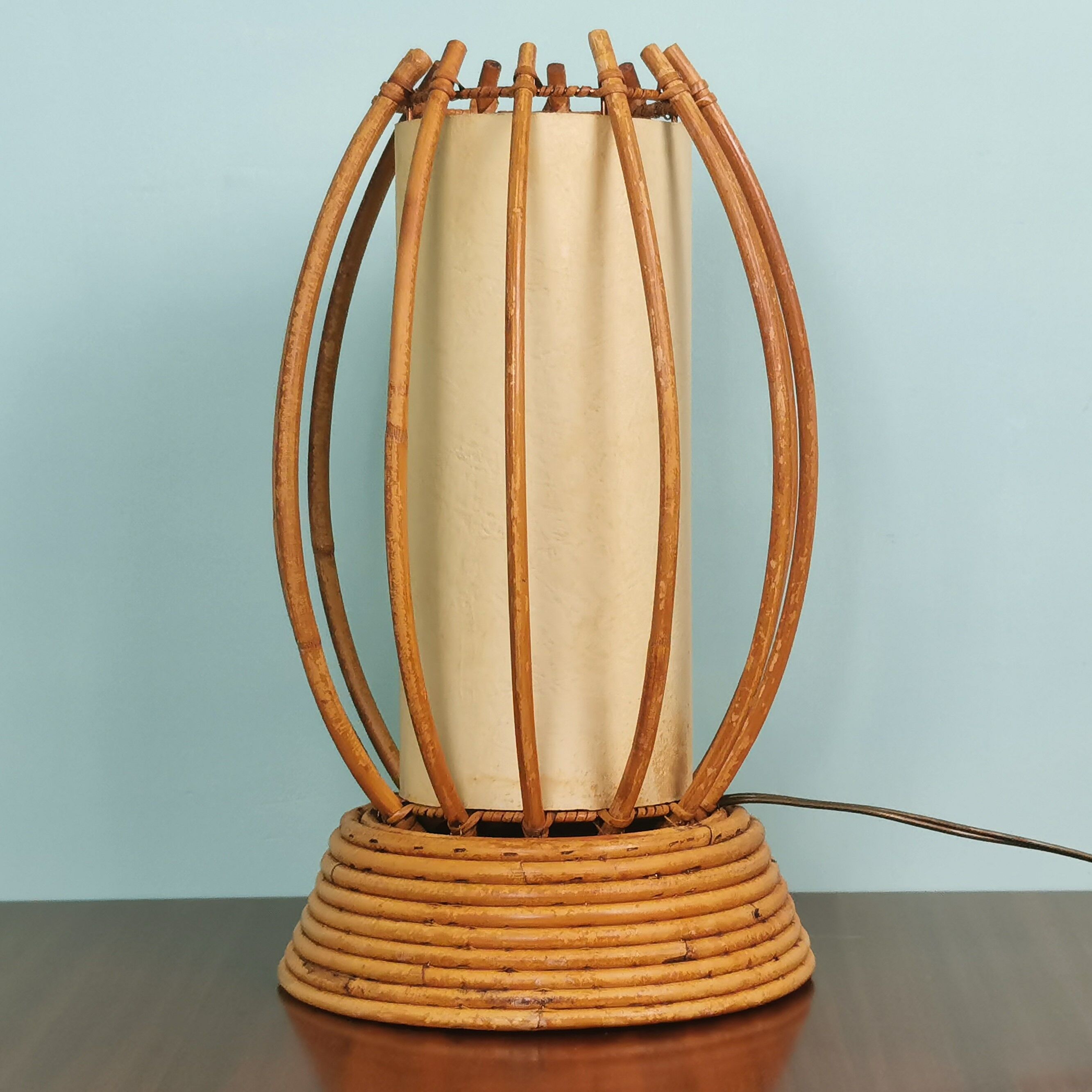 Lampe en rotin