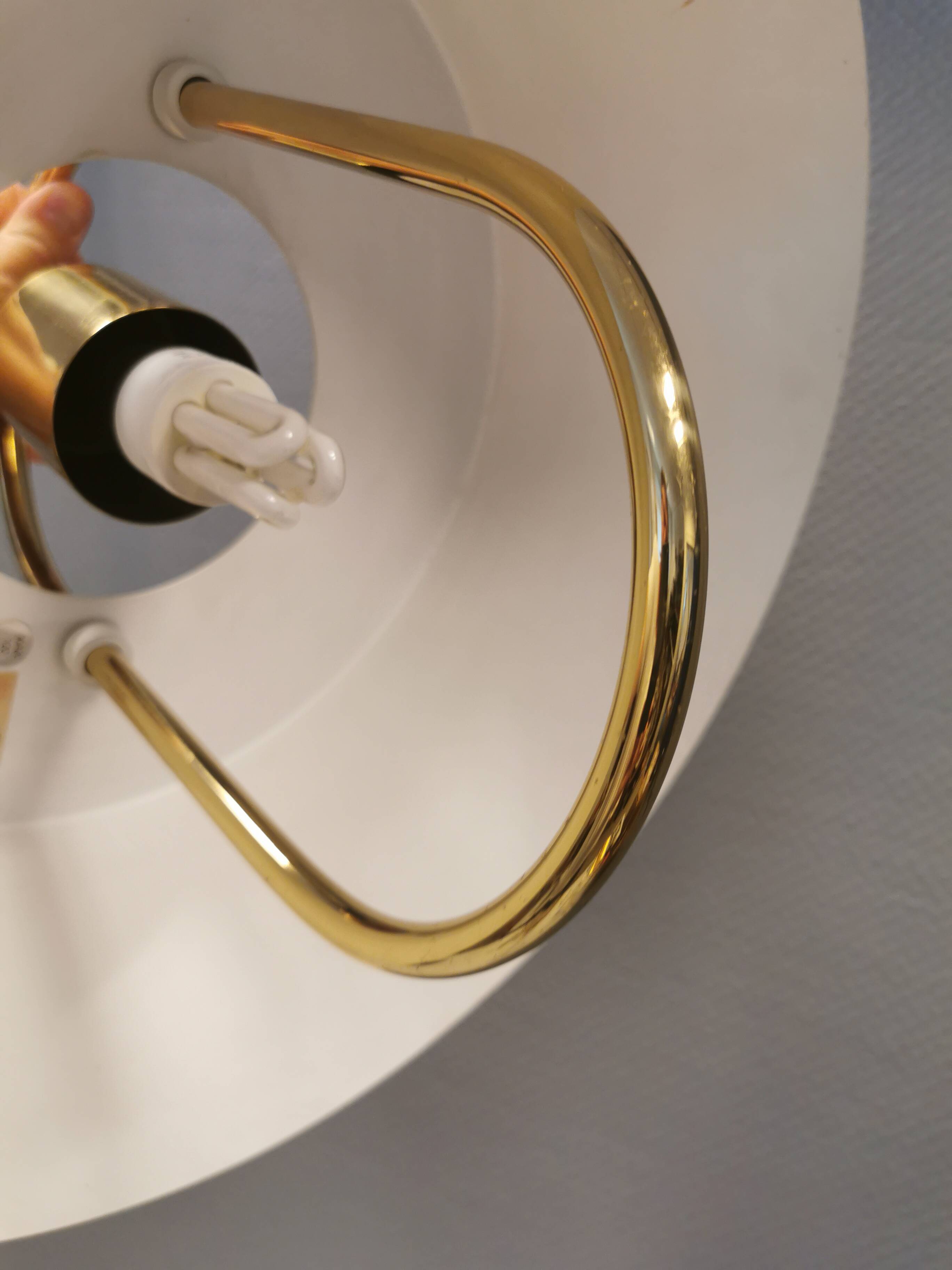 Lampe à suspension en laiton, conçue par Jo Hammerborg pour le danois Fog&Mørup en 1977. Modèle Hercules