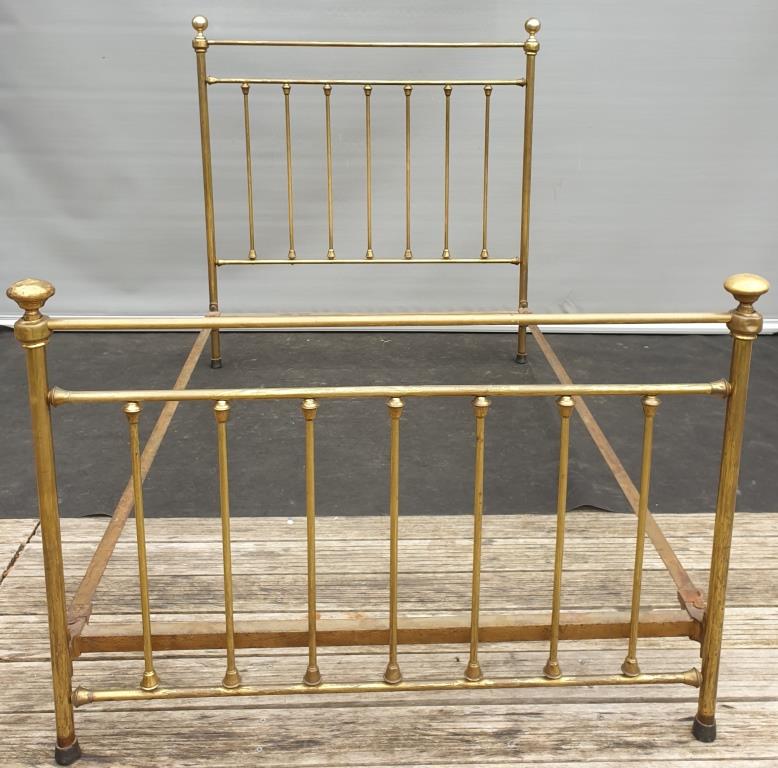 1920s brass bed