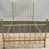 1920s brass bed
