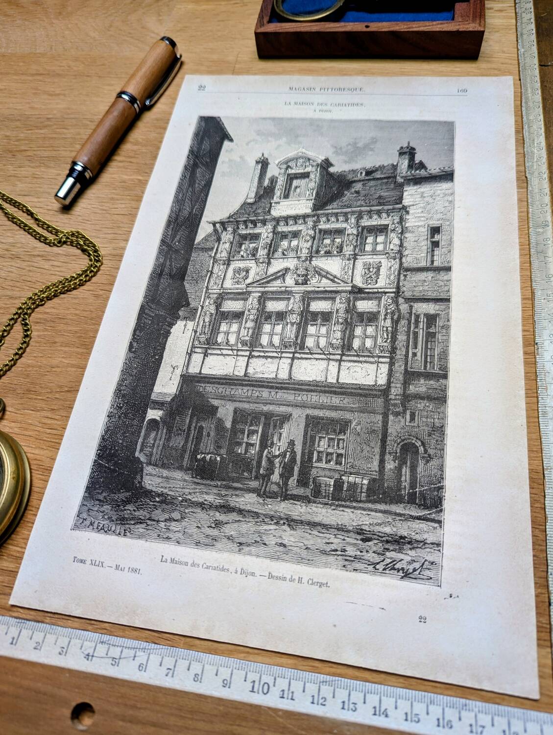 Gravure Vintage Dijon, la maison des Cariatides. 1881