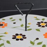 cheese platter / 70s cupcake