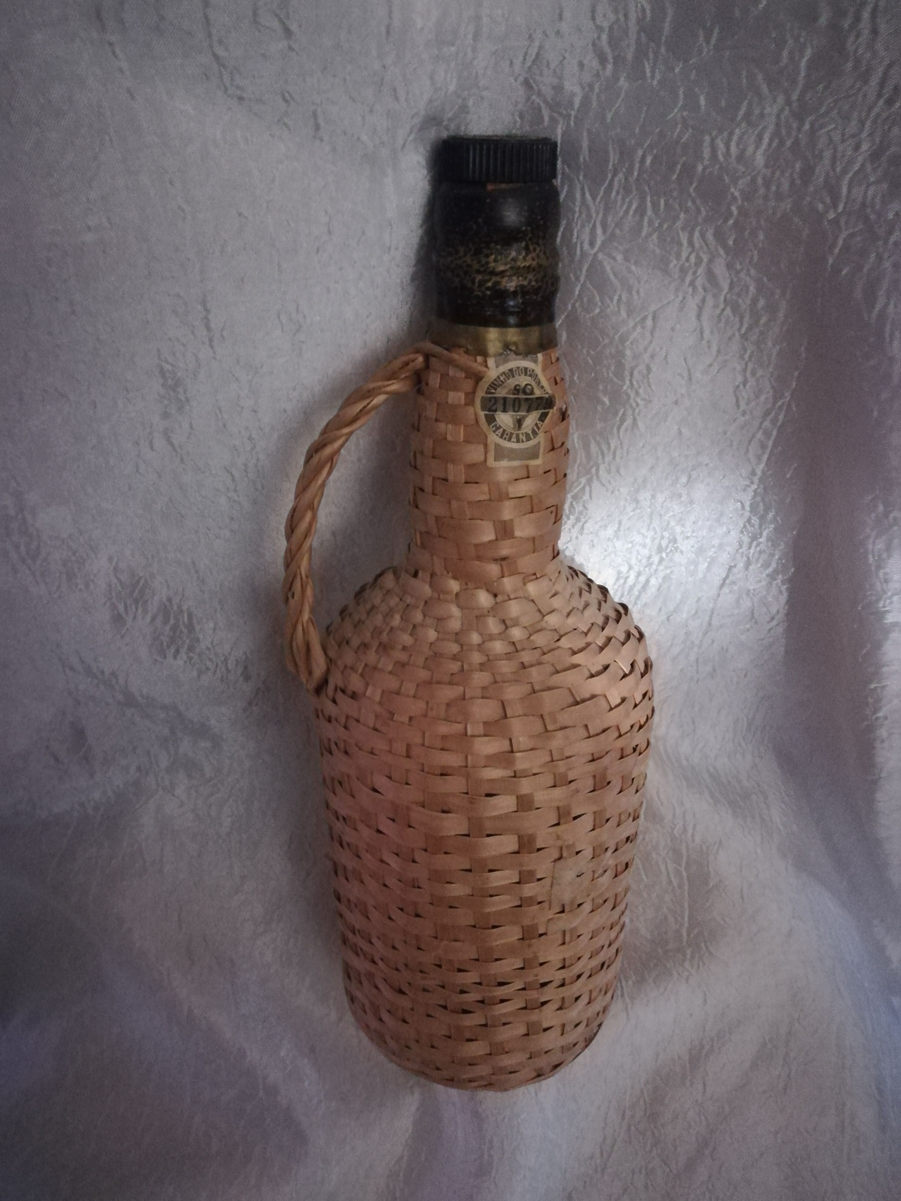 Pair of bottles wicker