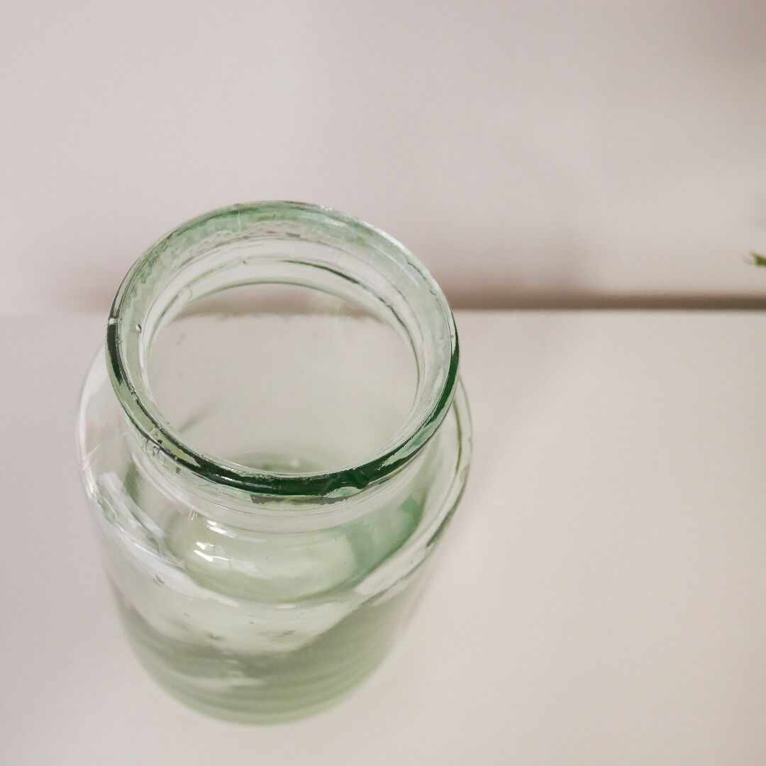Lot of 2 glass jars