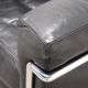 LC2 armchair in black leather – Design Le Corbusier, Pierre Jeanneret & Charlotte Perriand