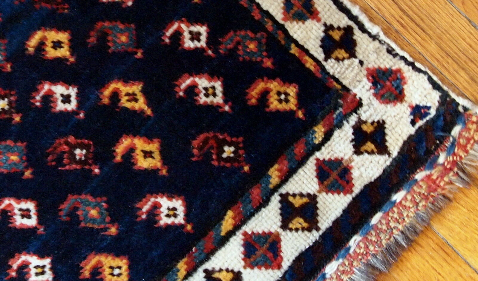 Ancient  carpet Persian Luri 58cm x 91cm 1890 s