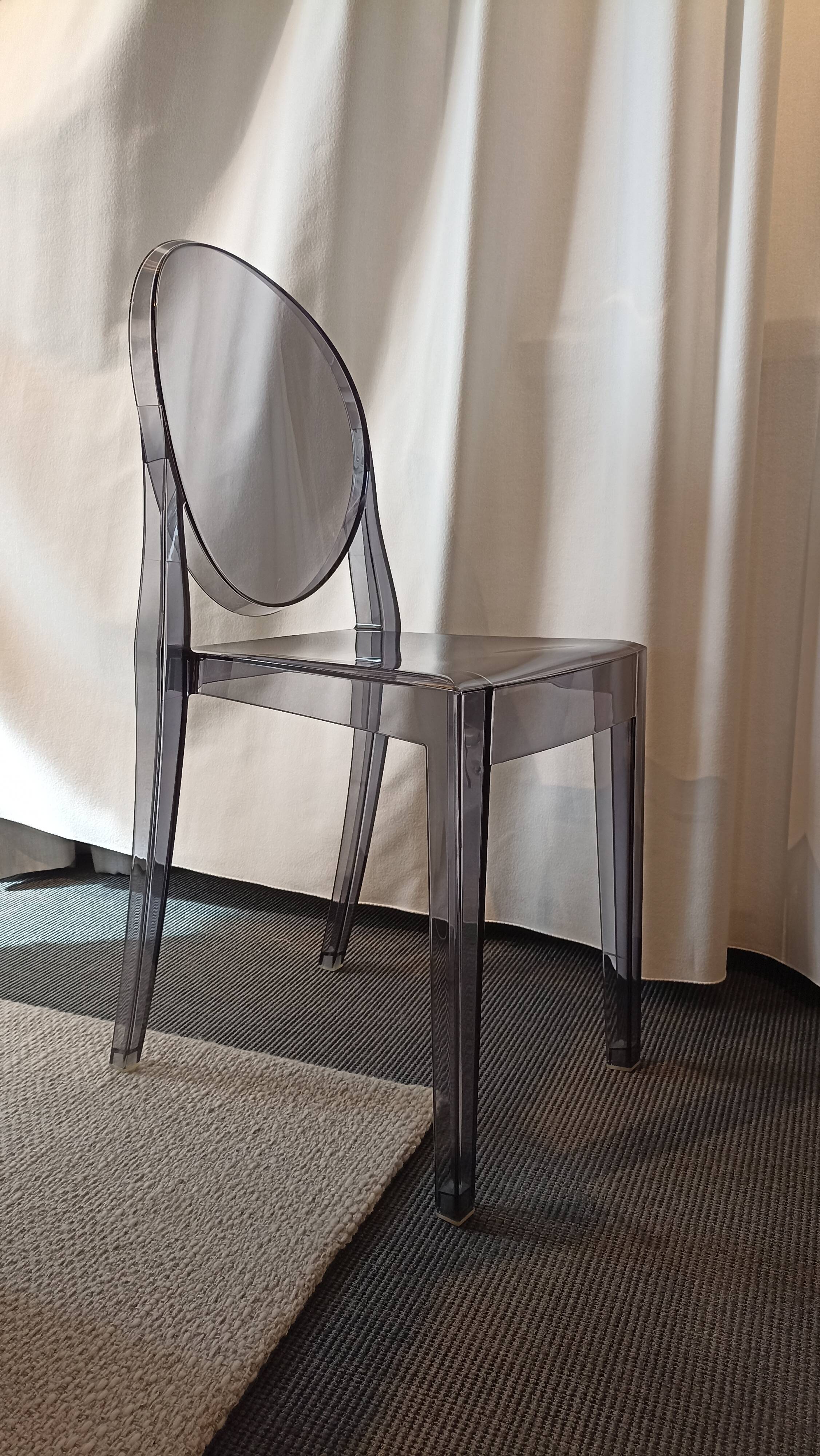 Chaise Victoria Ghost